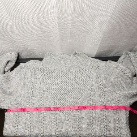 Pearl Embellished Cable Knit Sweater Gray Mock Neck Soft Cozy Winter Chic M - Picture 9 of 11